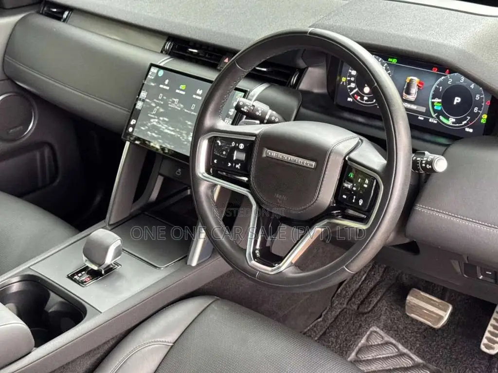 Land-Rover Discovery Sport HSE 2024 SUV (Used)