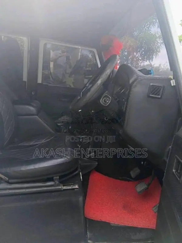 Land-Rover Defender PUMA EDITION 2008 SUV (Used)