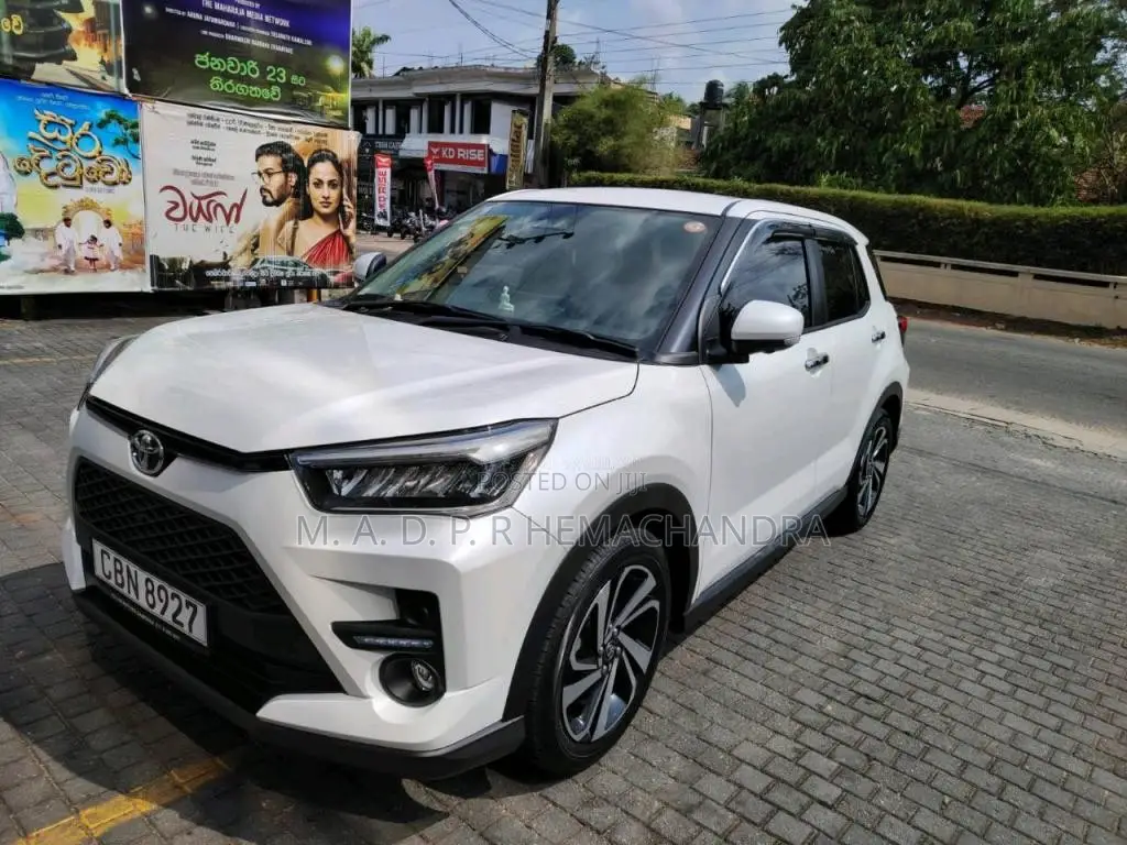 Toyota Raize 2024 SUV (Used)