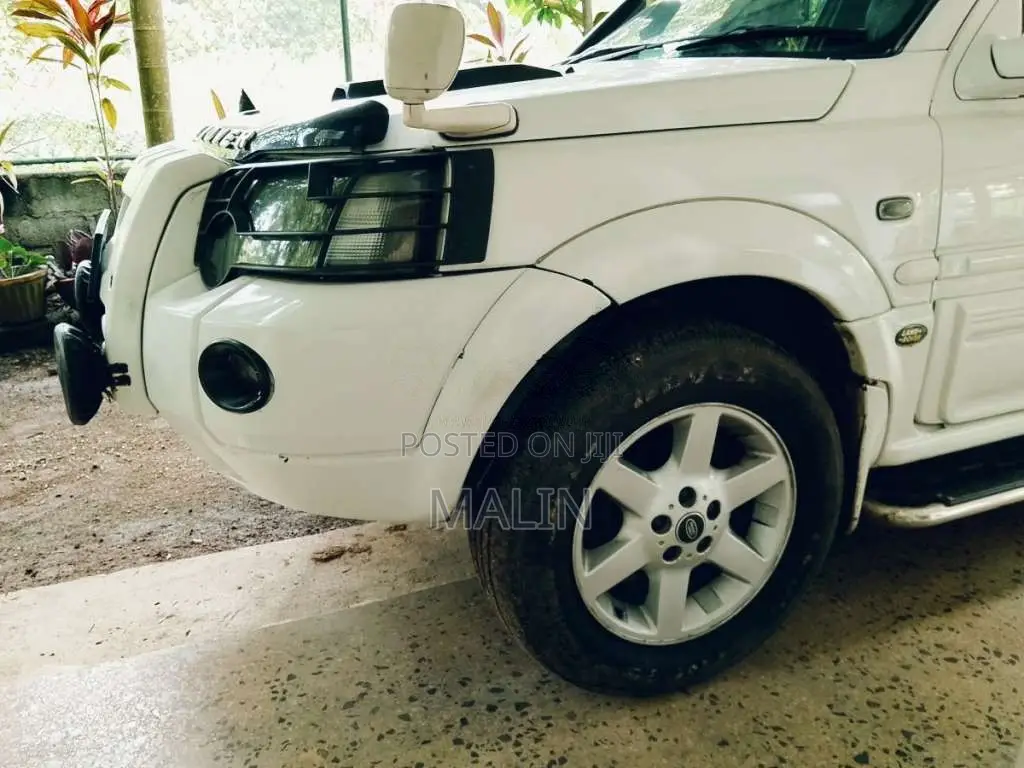 Land-Rover Freelander 2001 SUV (Used)