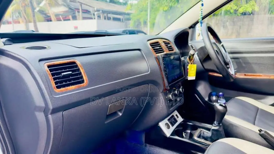 DFSK Glory 330 2021 SUV (Used)