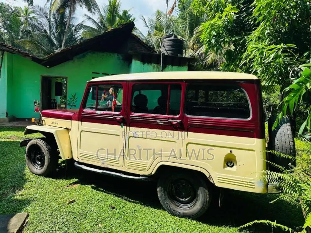 Mitsubishi 4DR5 1980 SUV (Used)