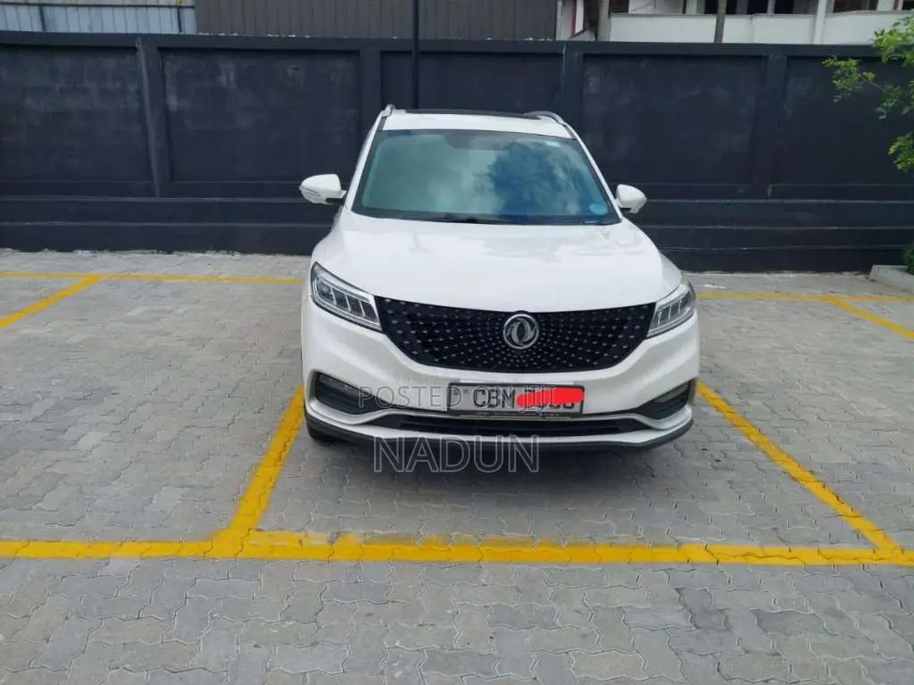 DFSK Glory I-Auto 2023 SUV (Used)