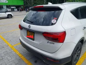 DFSK Glory I-Auto 2023 SUV (Used)