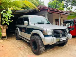 Mitsubishi Pajero 1993 SUV (Used)