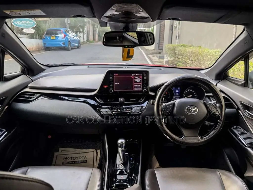 Toyota CHR 2019 SUV (Used)