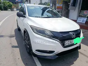 Honda VEZEL RS 2017 SUV (Used)