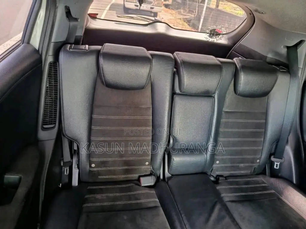 Honda VEZEL RS 2017 SUV (Used)