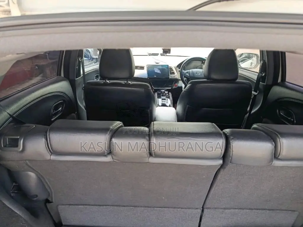 Honda VEZEL RS 2017 SUV (Used)