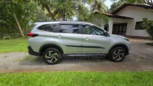 Toyota Rush 2018 SUV (Used)