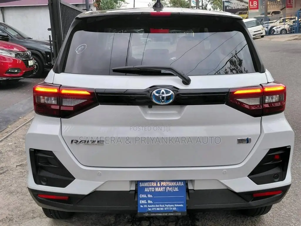 Toyota Raiz Z Grade 2025 SUV Brand New