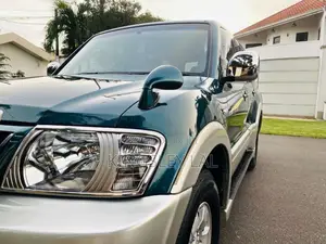 Mitsubishi Montero 2003 SUV (Used)