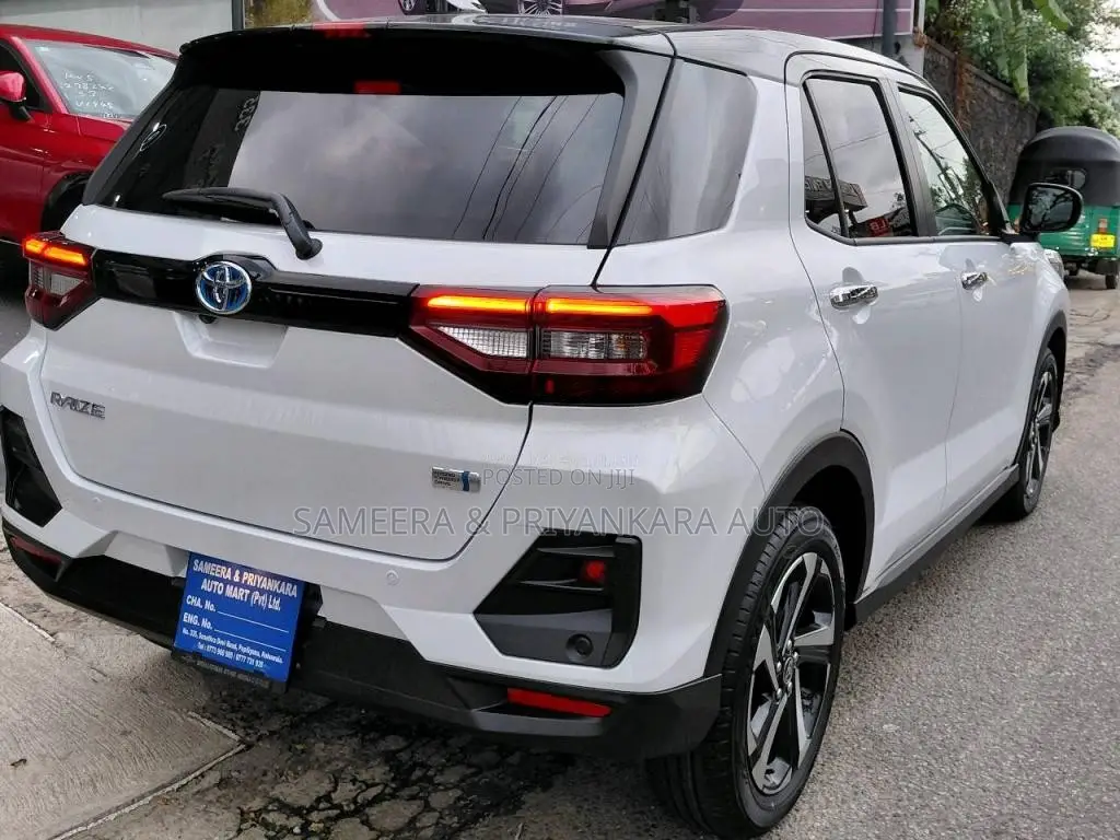 Toyota Raiz Z Grade 2025 SUV Brand New