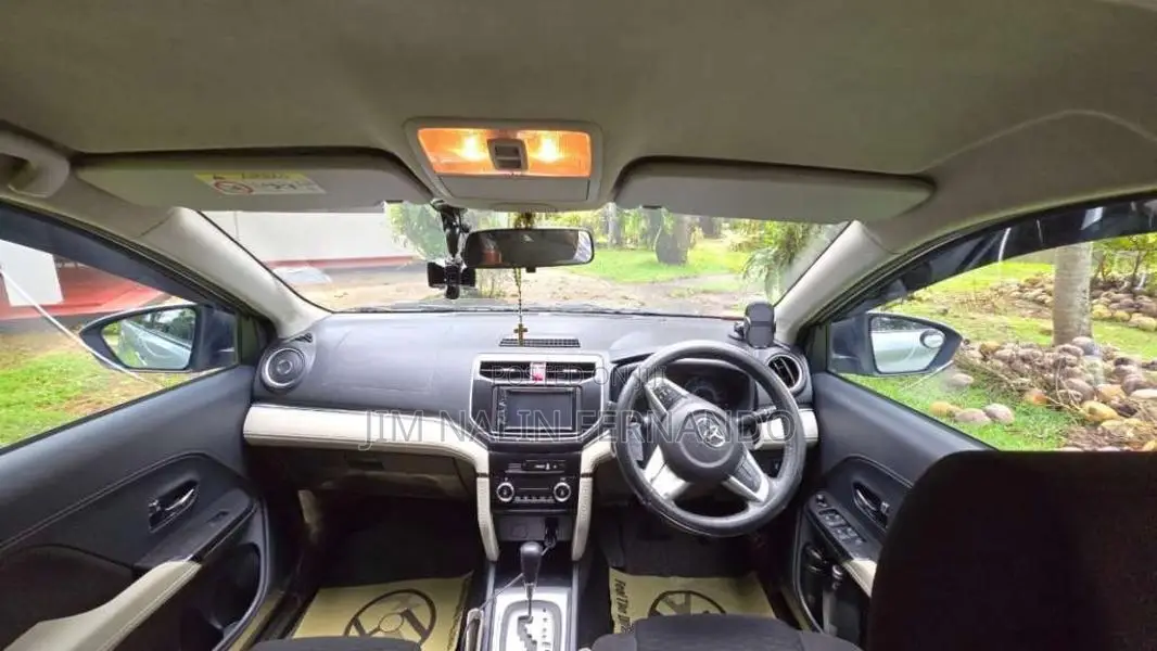 Toyota Rush 2018 SUV (Used)