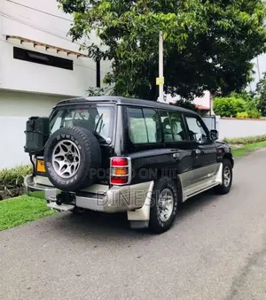 Mitsubishi Montero 1998 SUV (Used)