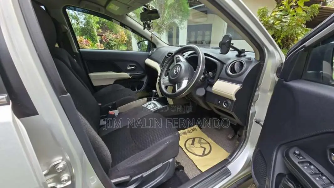 Toyota Rush 2018 SUV (Used)