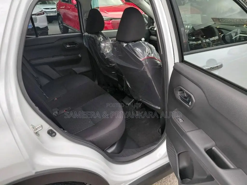 Toyota Raiz Z Grade 2025 SUV Brand New