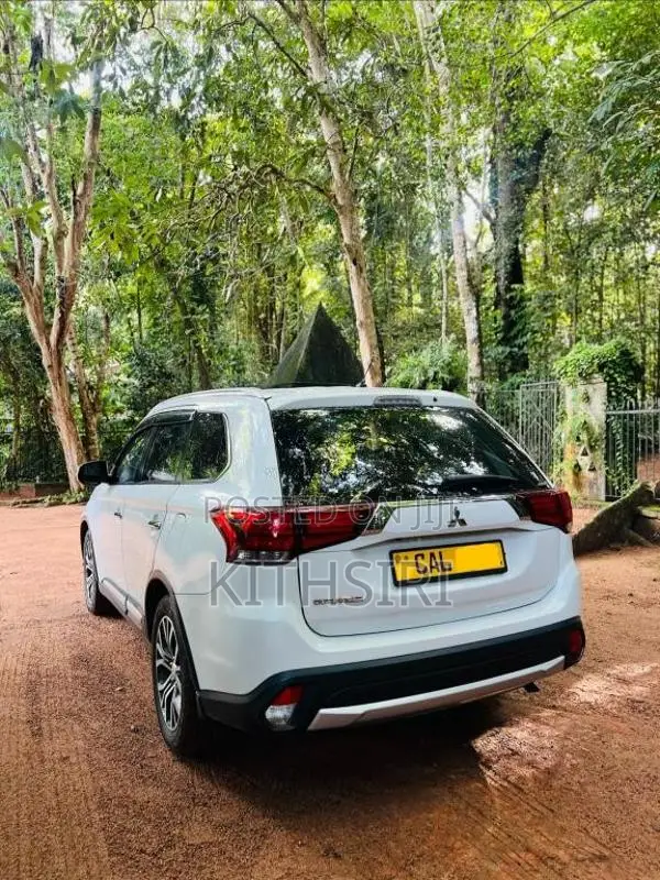 Mitsubishi Outlander 2015 SUV (Used)