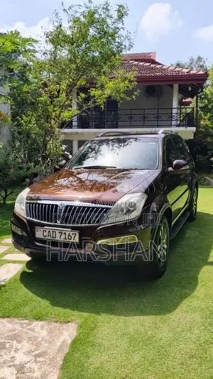Micro Rexton 2014 SUV (Used)