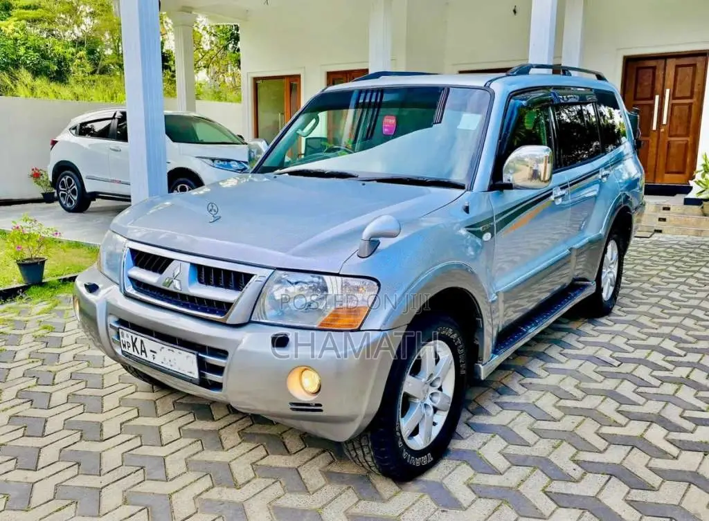 Mitsubishi Montero V77 3.8L V6 2005 SUV (Used)