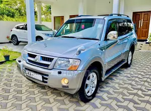 Mitsubishi Montero V77 3.8L V6 2005 SUV (Used)