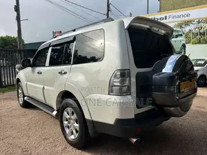 Mitsubishi Montero V98 2013 SUV (Used)