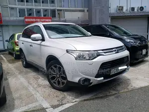 Mitsubishi Outlander 2014 SUV (Used)