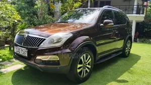 Micro Rexton 2014 SUV (Used)