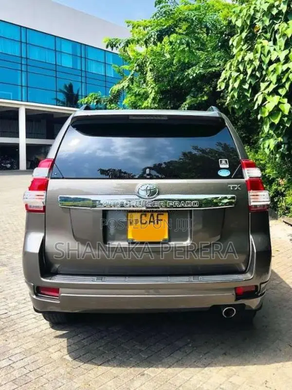 Toyota Prado 150 TX 2014 SUV (Used)