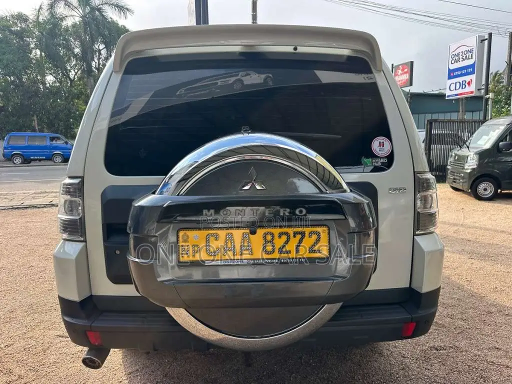 Mitsubishi Montero V98 2013 SUV (Used)