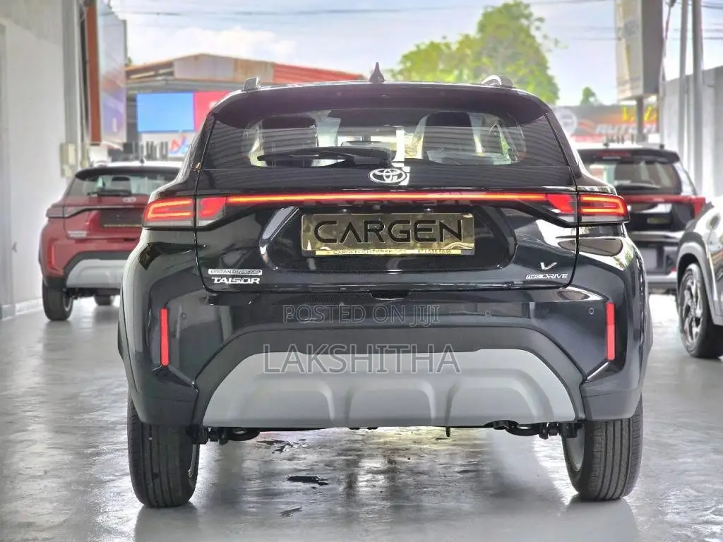Toyota TAISOR V GRADE REG FREE 2026 SUV Brand New