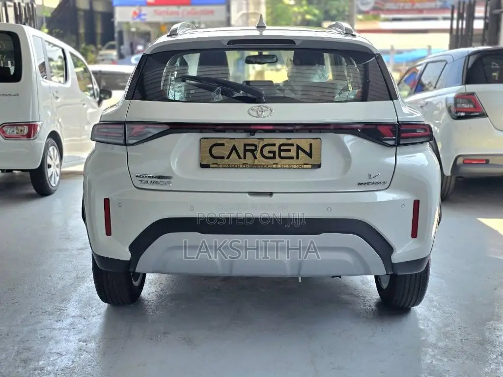 Toyota TAISOR V GRADE 2026 SUV Brand New