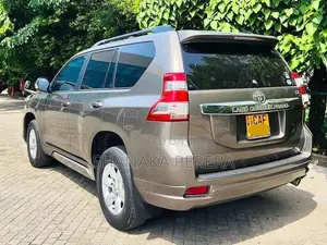 Toyota Prado 150 TX 2014 SUV (Used)