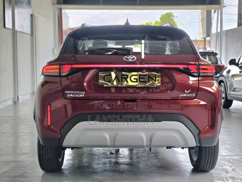 Toyota TAISOR V GRADE 2026 SUV Brand New