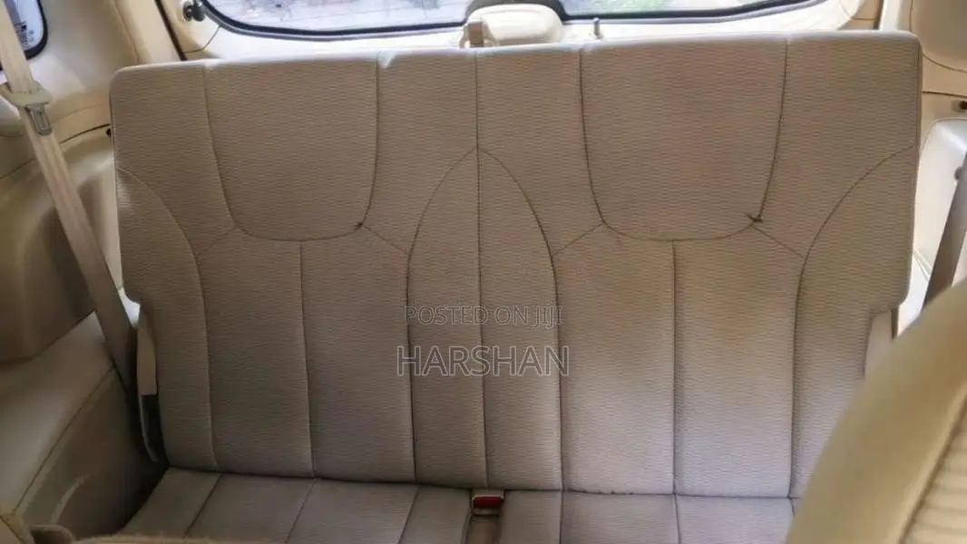 Micro Rexton 2014 SUV (Used)
