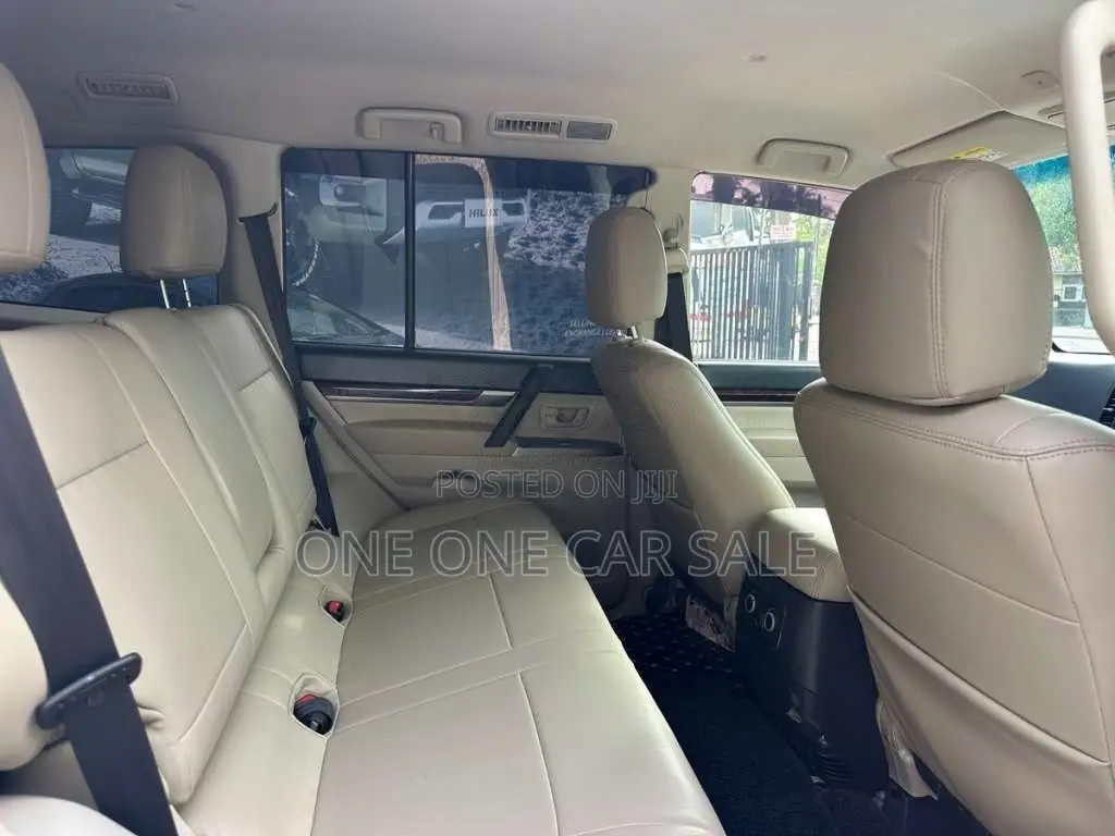 Mitsubishi Montero V98 2013 SUV (Used)