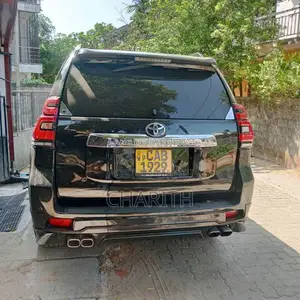 Toyota Prado 2015 SUV (Used)