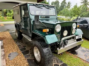 Mitsubishi 4DR5 J44 1978 SUV (Used)