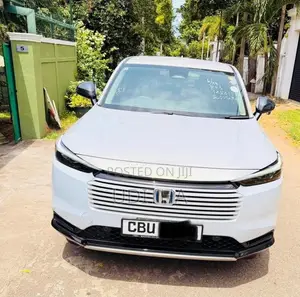 Honda Vezel 2025 SUV (Used)