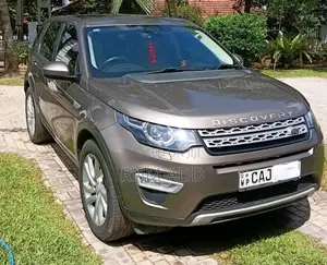Land-Rover Discovery 5 2015 SUV (Used)