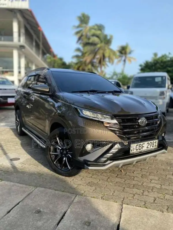 Toyota Rush 2018 SUV (Used)