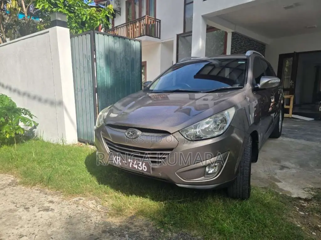 Hyundai Tucson 2011 SUV (Used)