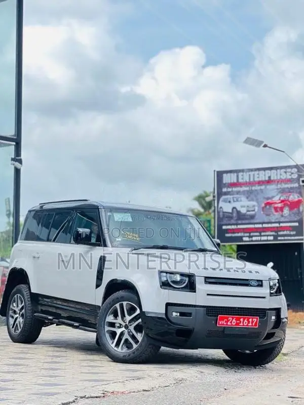 Land-Rover Defender 2026 SUV Unregistered (Recondition)