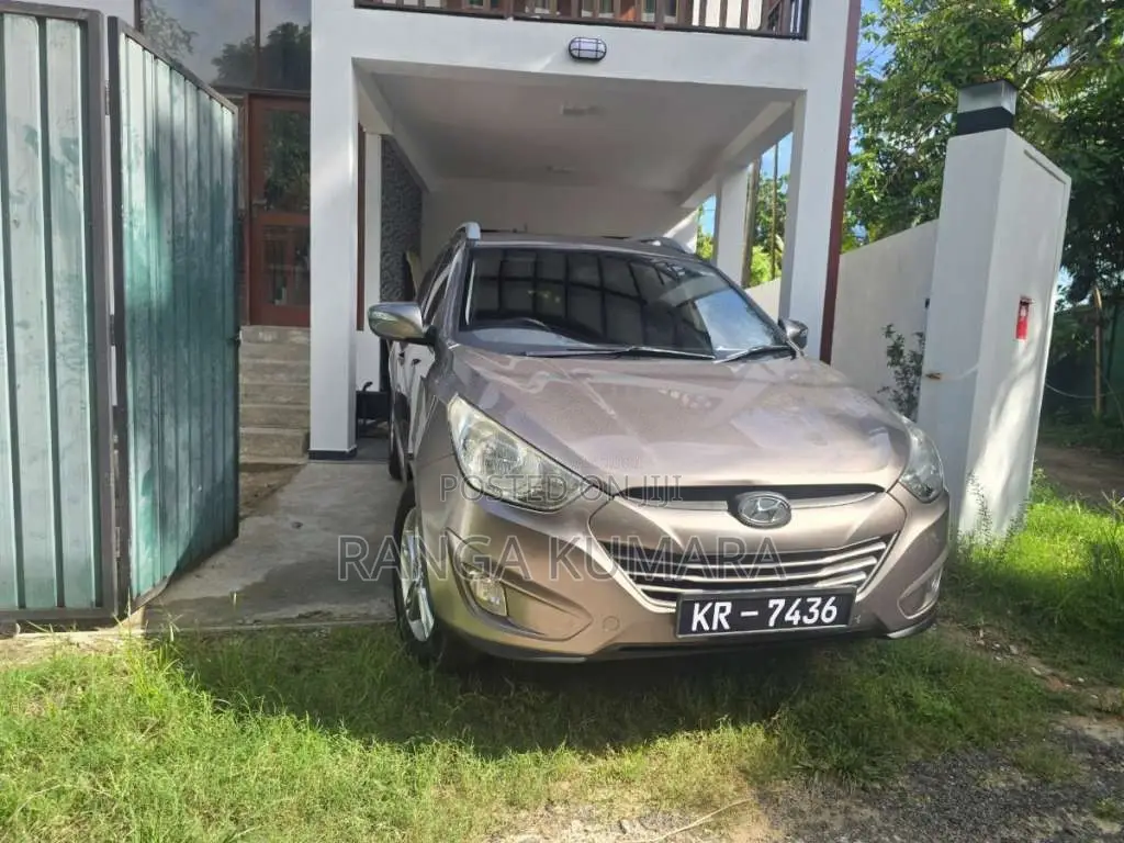 Hyundai Tucson 2011 SUV (Used)