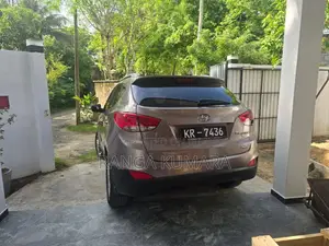 Hyundai Tucson 2011 SUV (Used)