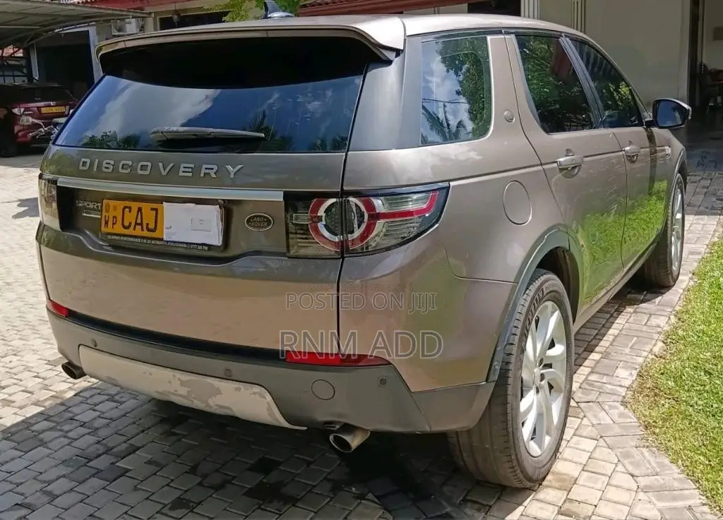 Land-Rover Discovery 5 2015 SUV (Used)