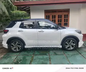 Toyota Raize 2025 SUV (Used)