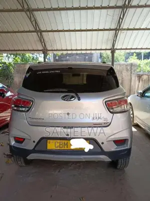 Mahindra KUV 100 2025 SUV (Used)