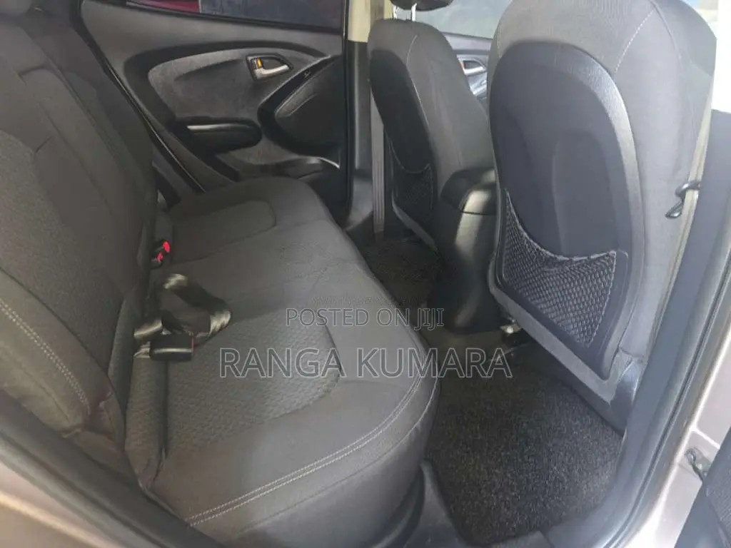 Hyundai Tucson 2011 SUV (Used)