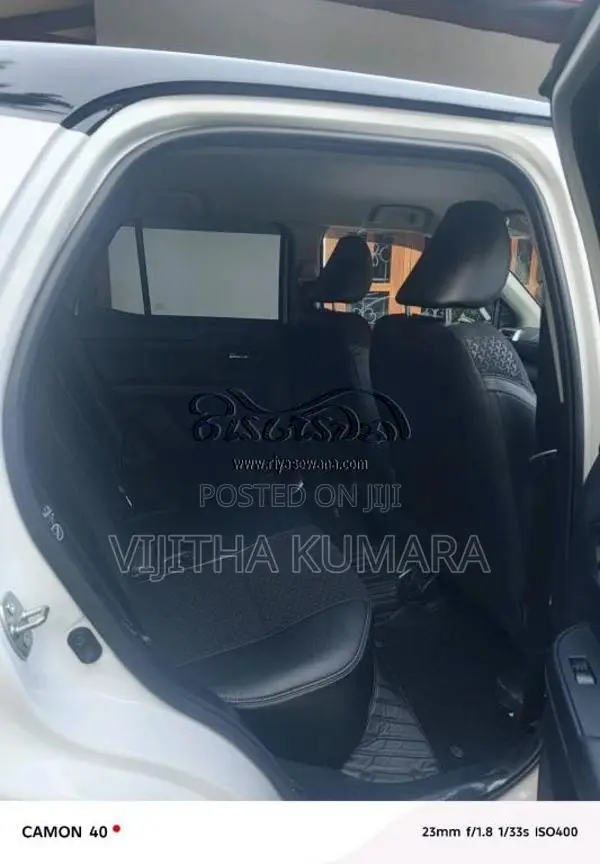 Toyota Raize 2025 SUV (Used)